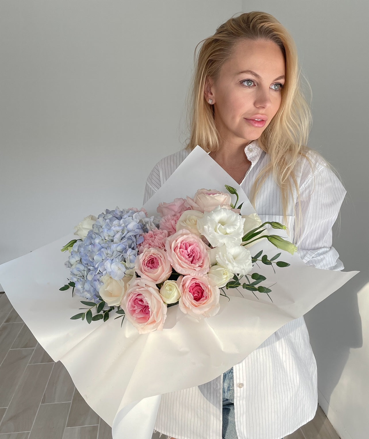 Pink & Blu Flower Box