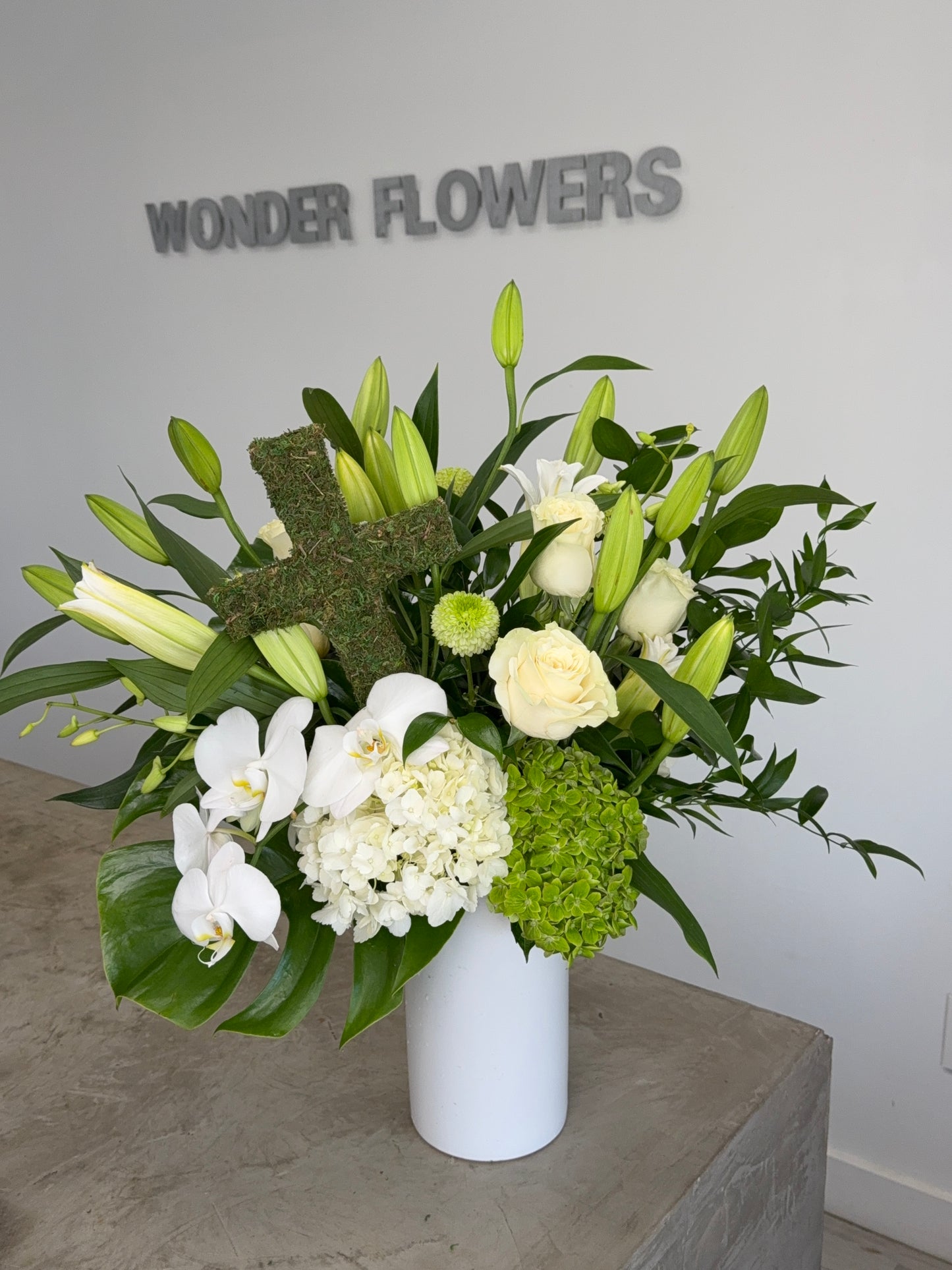 Elegant White Ceramic Vase Arrangement
