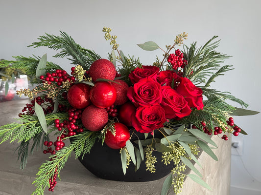 Pine & Shine Christmas arrangement