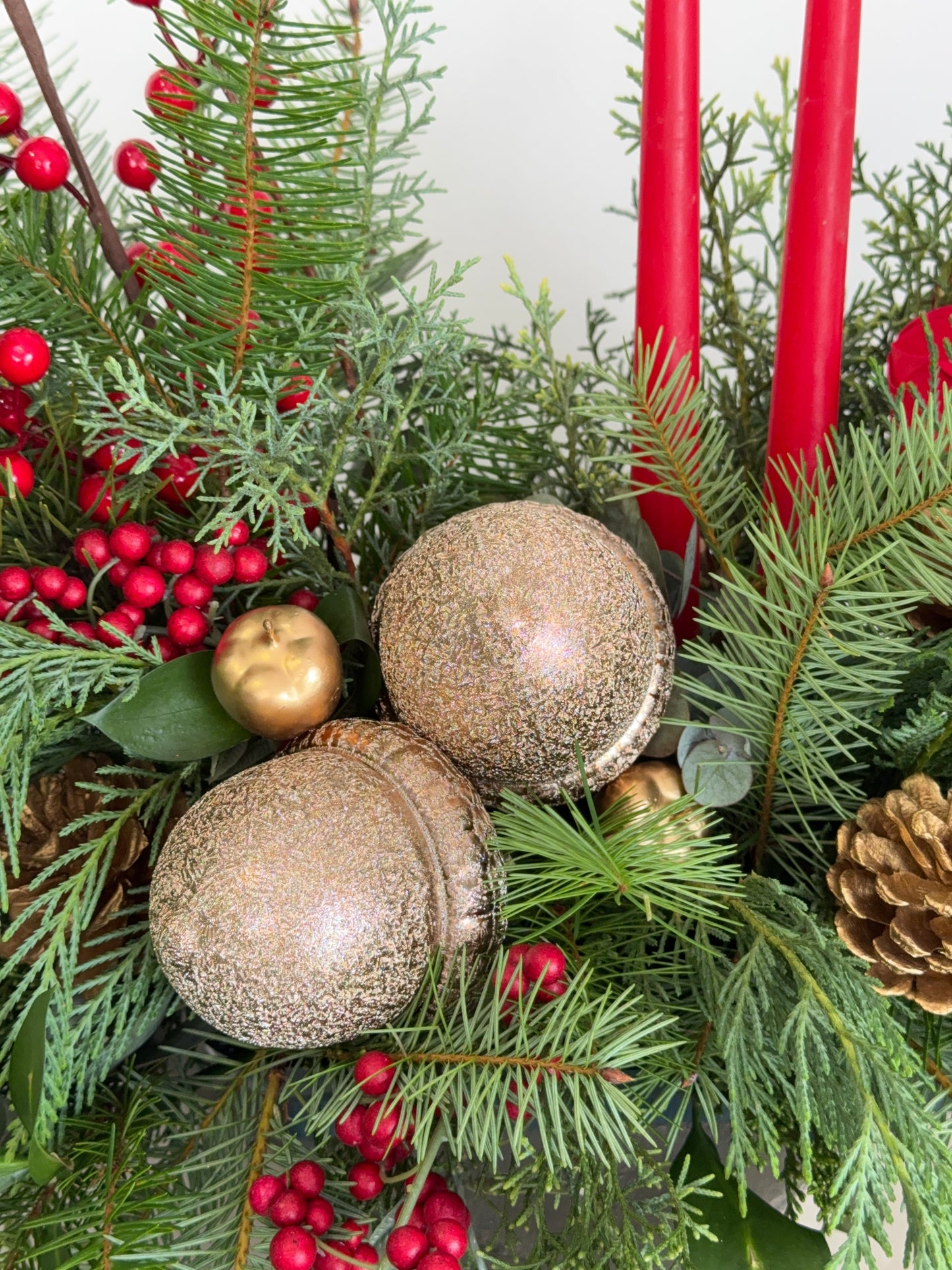 Red & Gold Christmas Candle Centerpiece