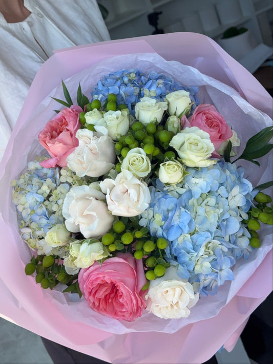 Designer`s choice bouquet
