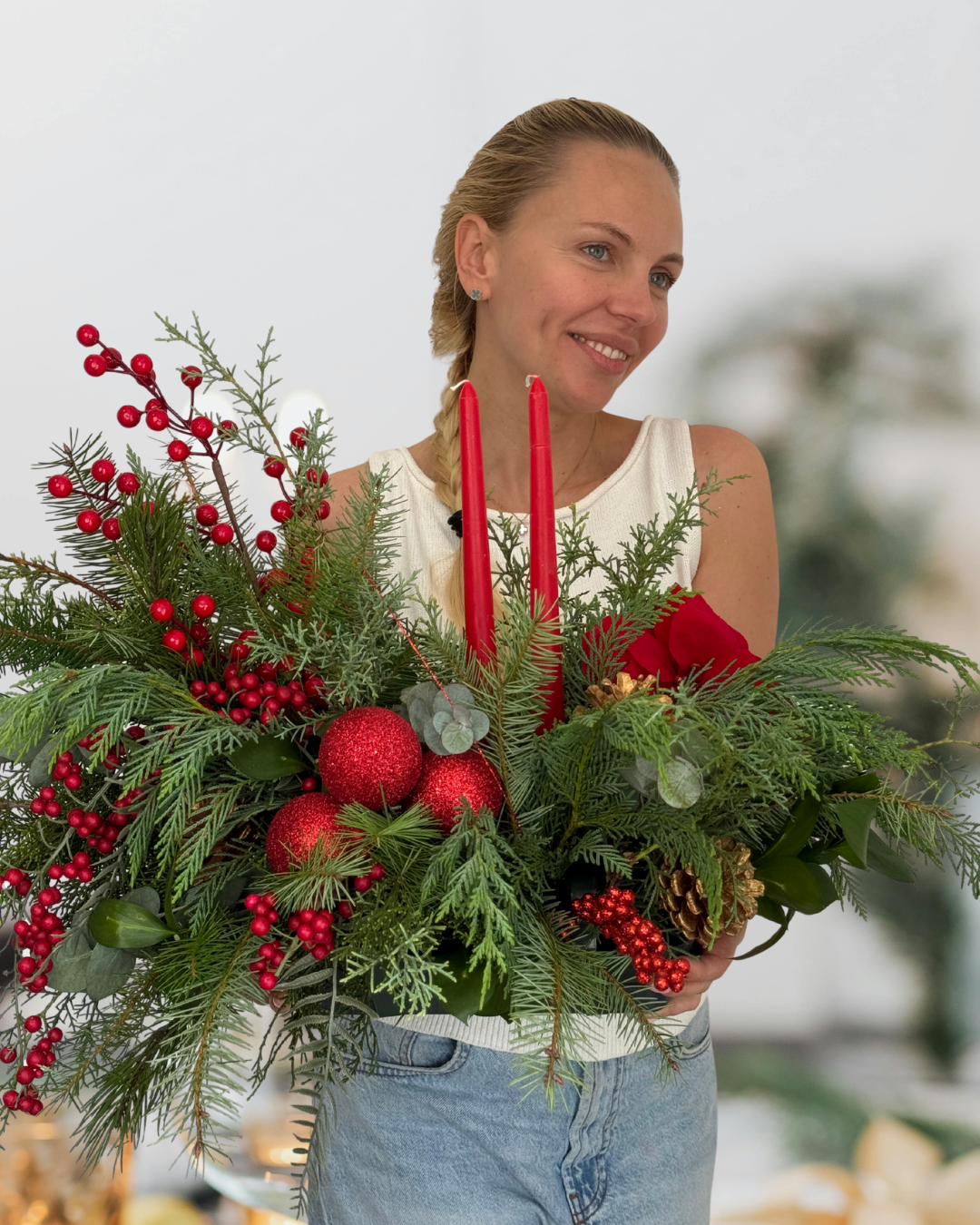 Christmas Candle Centerpiece Red