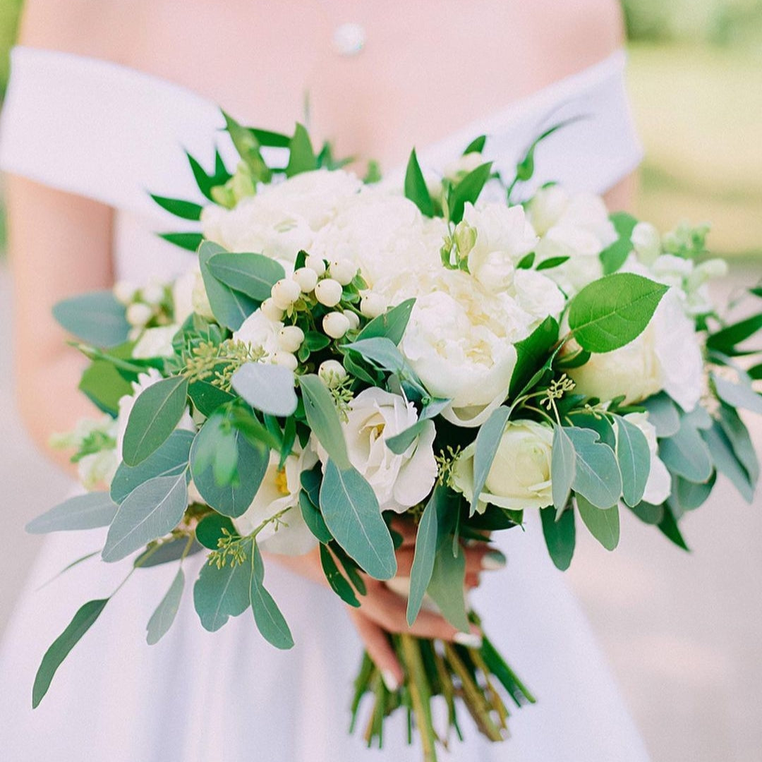 Classy white Bridal bouquet